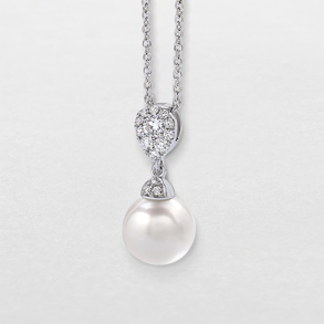 white gold with pearl and diamonds necklace