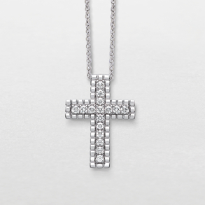 white gold and diamonds necklace