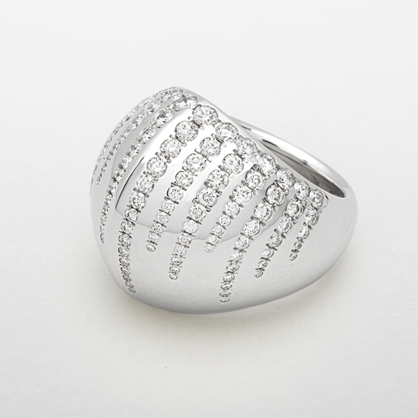 white gold with diamonds ring