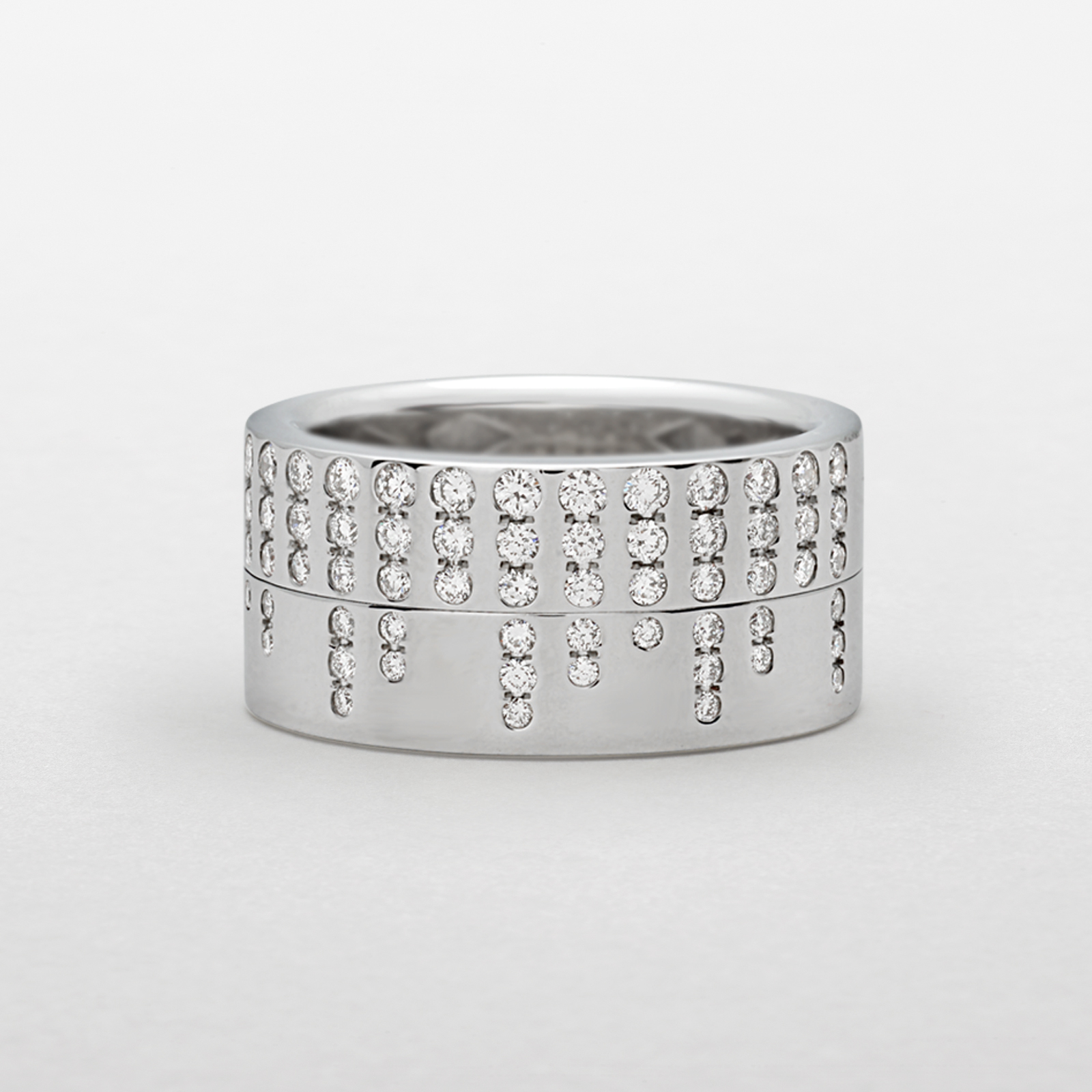 white gold and diamonds ring
