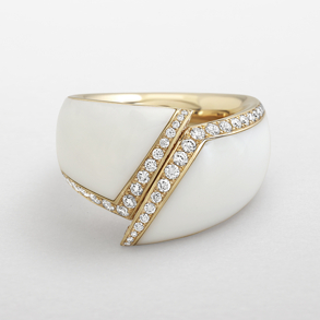 rose gold with kogolong and diamonds ring