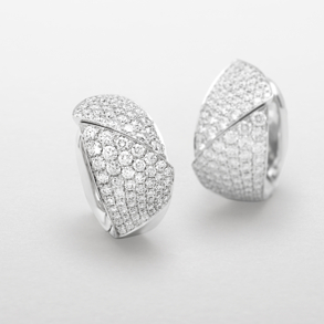 white gold with diamonds earrings