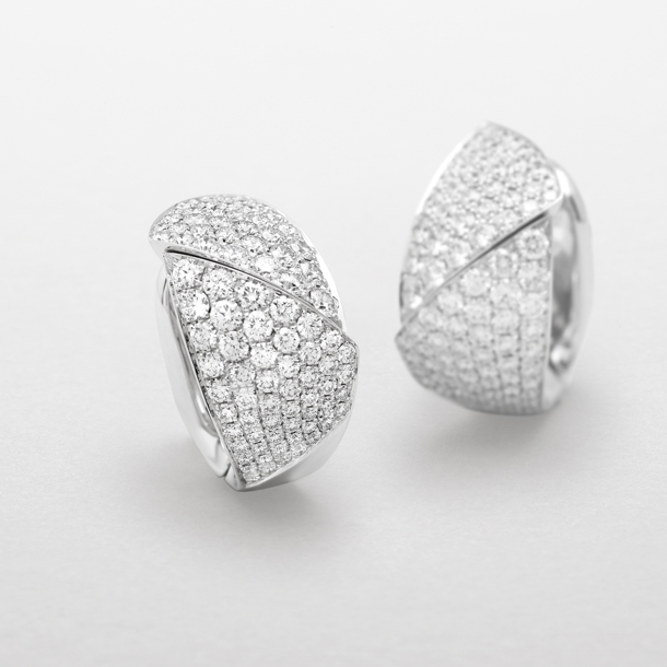 orecchini in oro bianco e diamanti