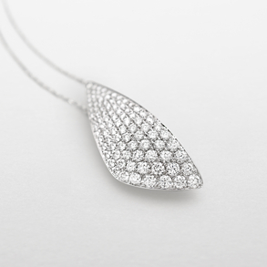 white gold with diamonds necklace