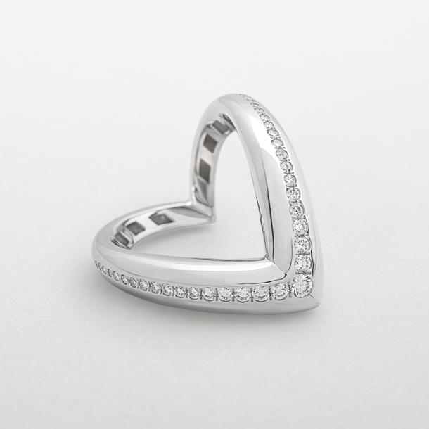 white gold with diamonds ring
