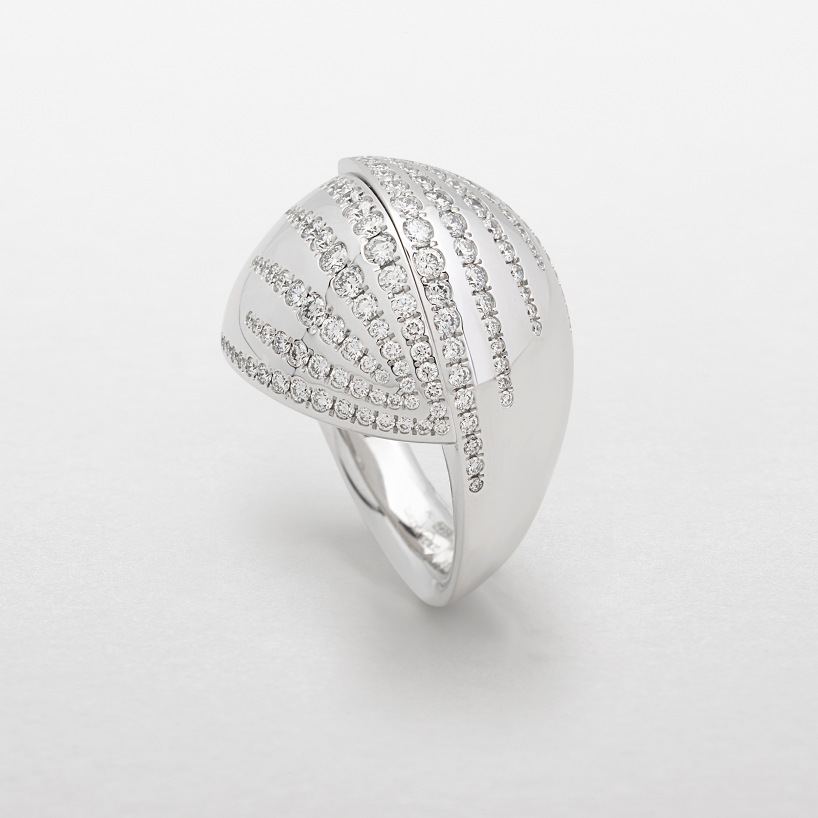 white gold with diamonds ring