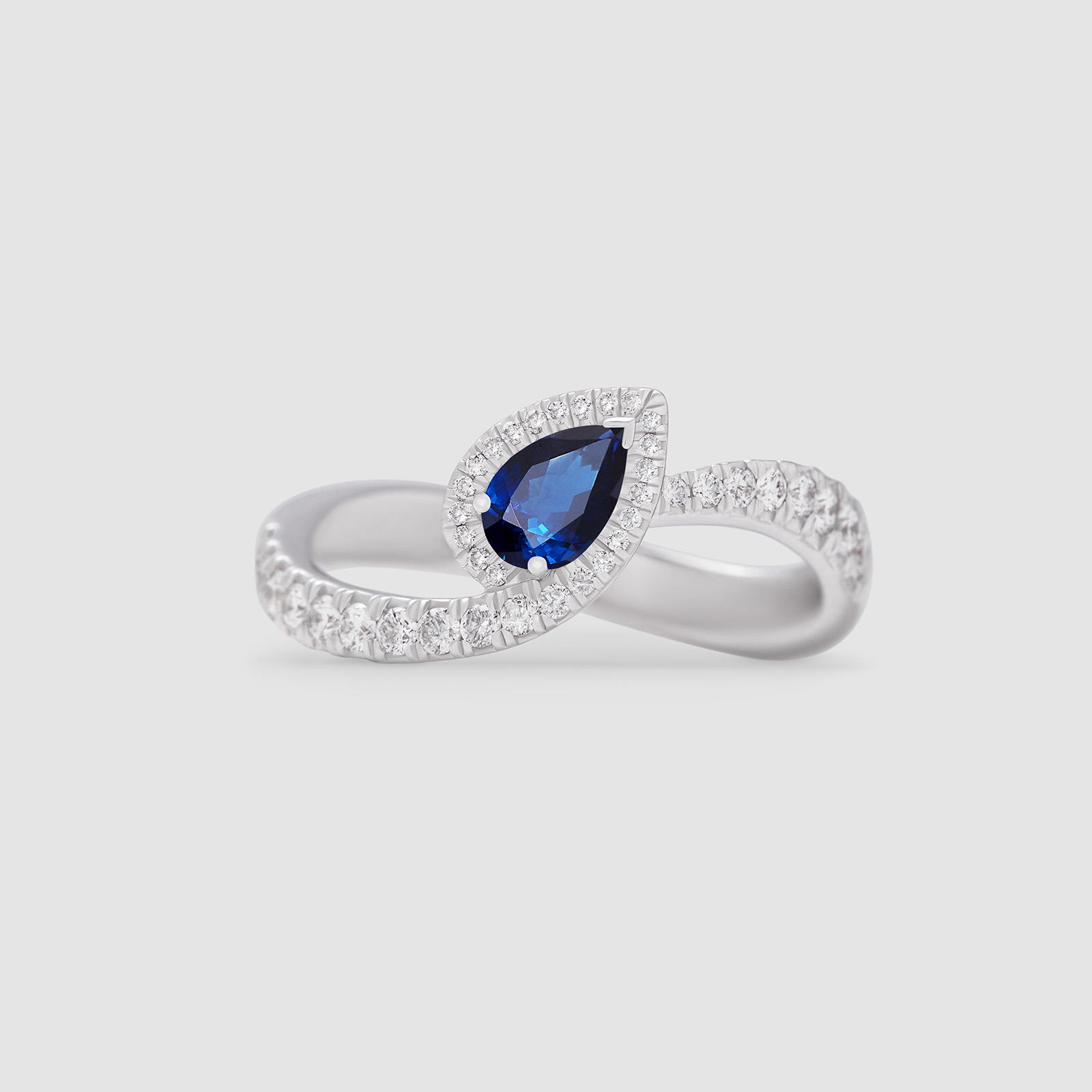 white gold with diamonds and sapphire ring