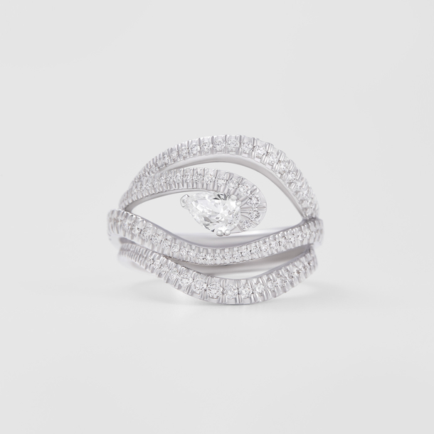 white gold and diamonds ring