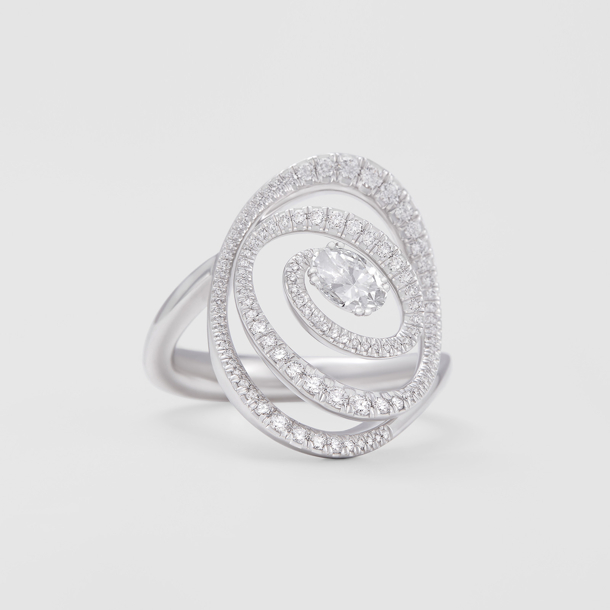 anello in oro bianco e diamanti