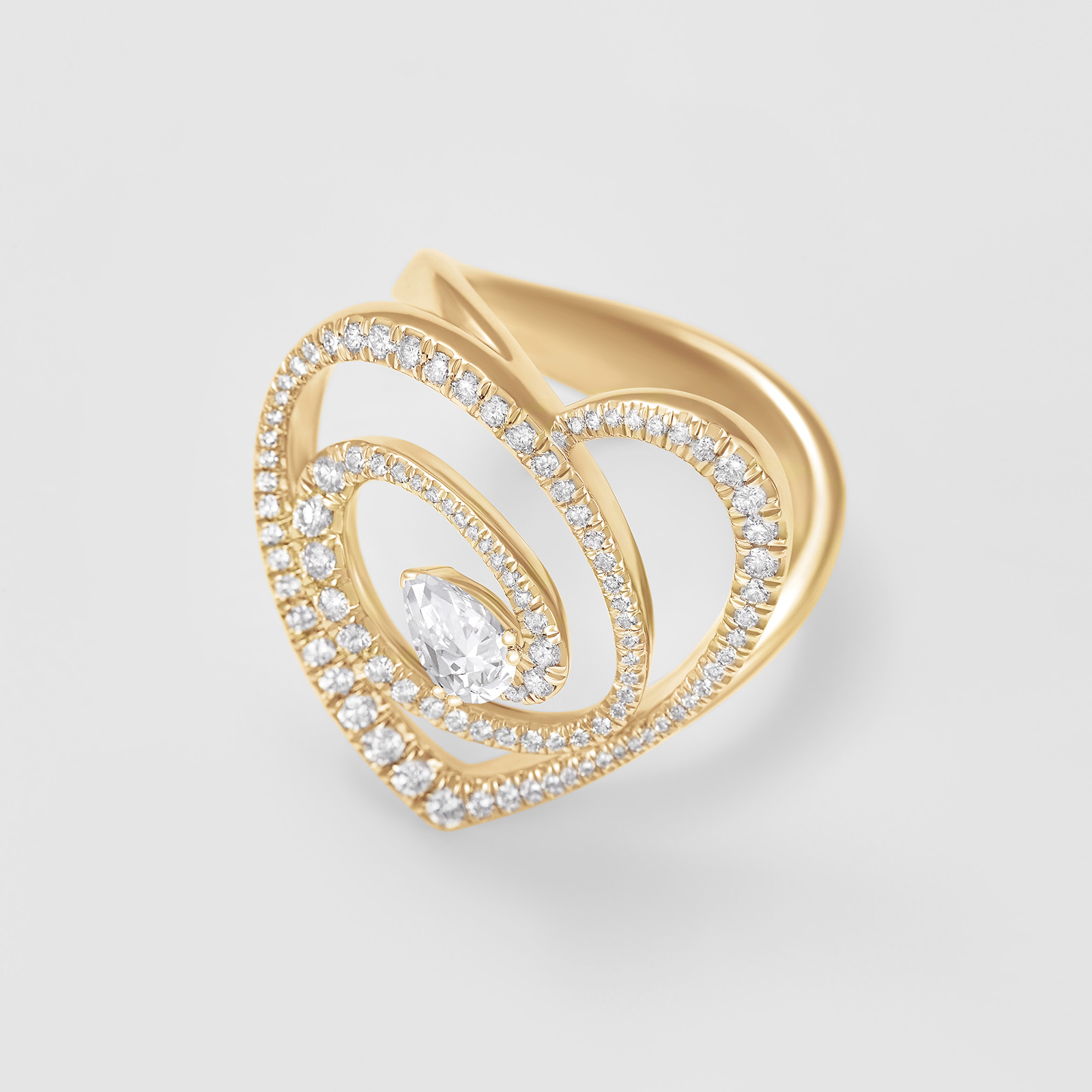 anello in oro rosa e diamanti