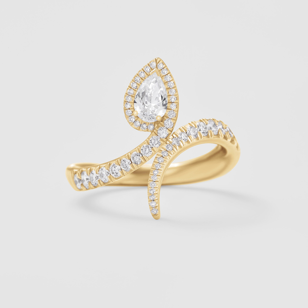 rose gold and diamonds ring