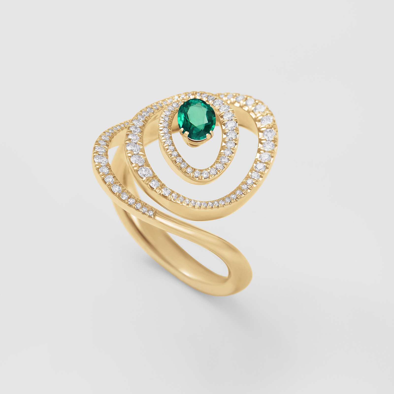 anello in oro rosa, diamanti e smeraldo