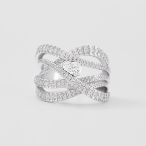 white gold and diamonds ring