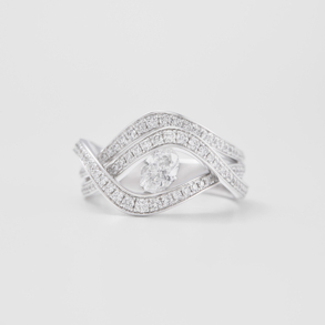 white gold and diamonds ring