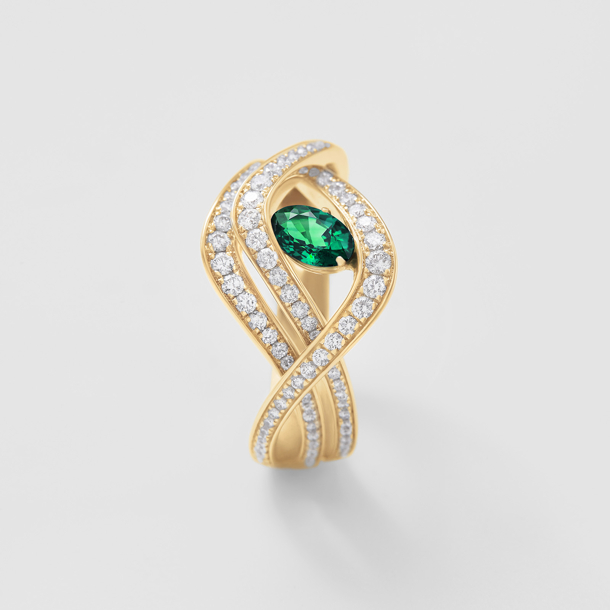 anello in oro rosa, diamanti e smeraldo