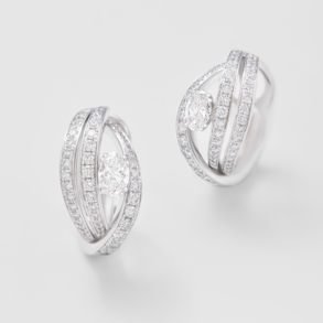 white gold and diamonds earrings