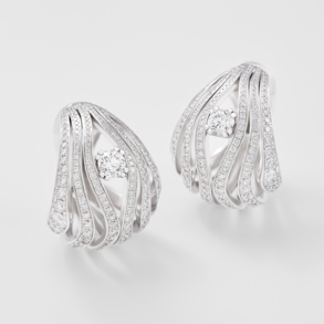 orecchini in oro bianco e diamanti