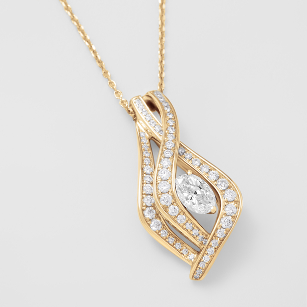 girocollo in oro rosa e diamanti
