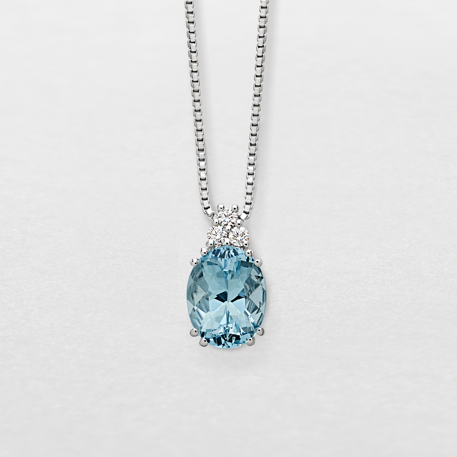 white gold with diamonds and aquamarine necklace