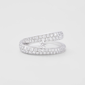 white gold and diamonds ring