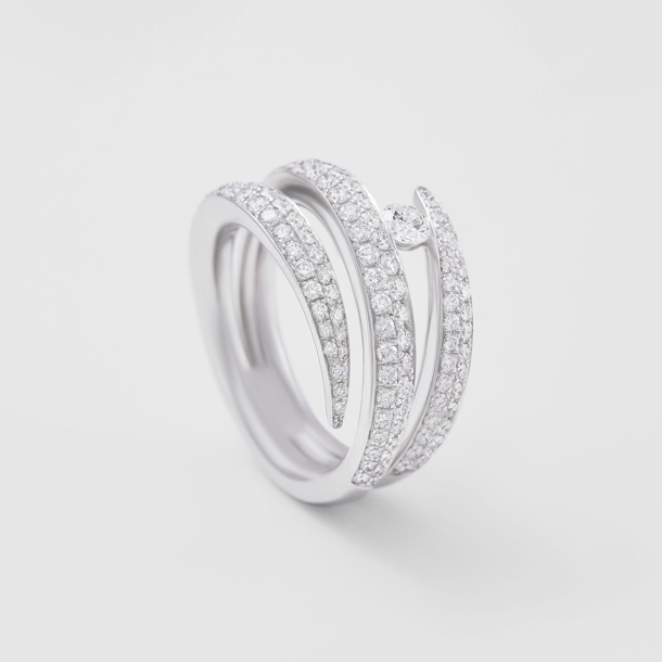 white gold and diamonds ring