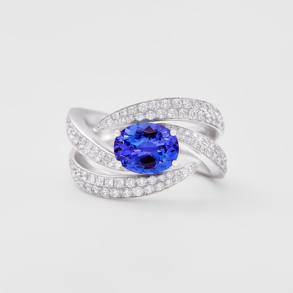 anello in oro bianco, diamanti e tanzanite