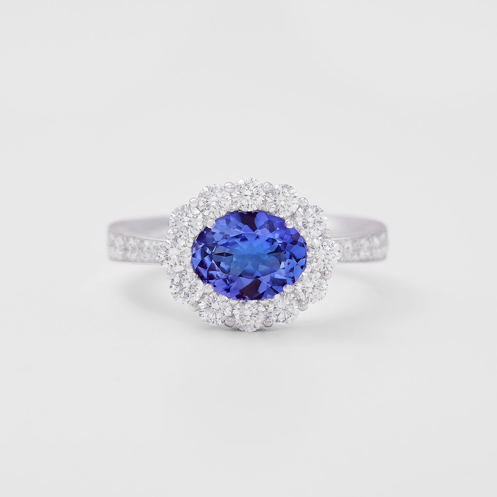 white gold with diamonds and tanzanite ring