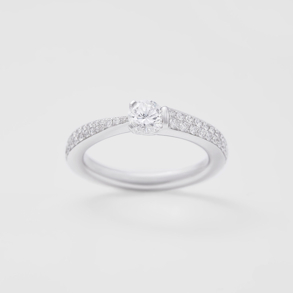 white gold and diamonds ring