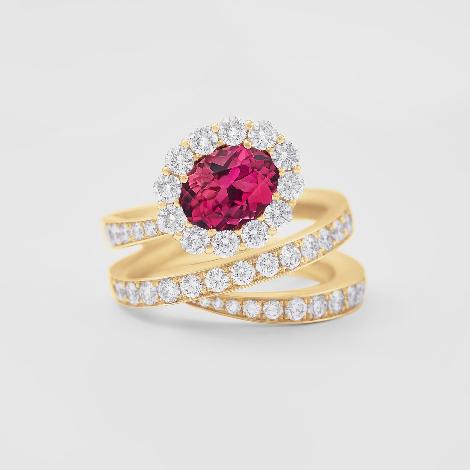 anello in oro rosa, diamanti e tormalina rosa