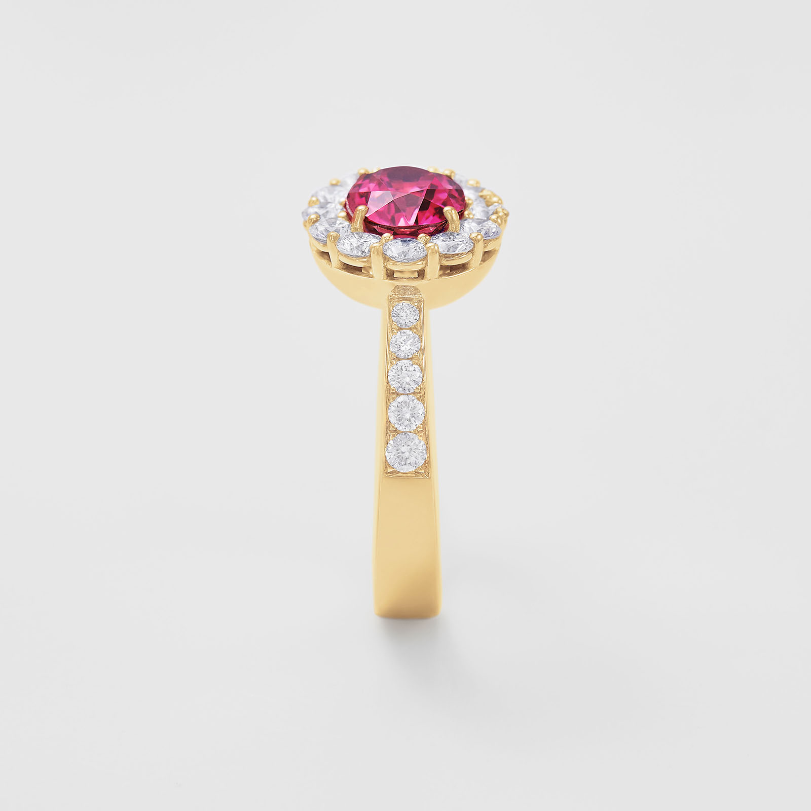 anello in oro rosa, diamanti e tormalina rosa