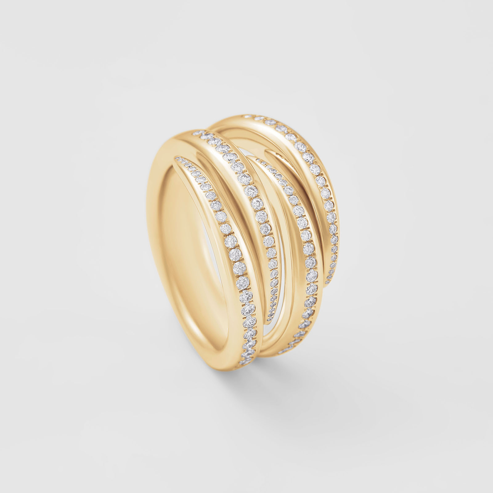 rose gold and diamonds ring