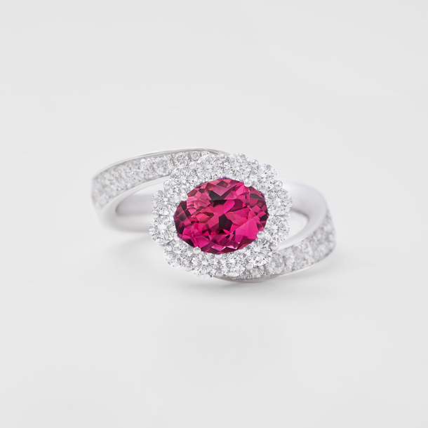 anello in oro bianco, diamanti e tormalina rosa
