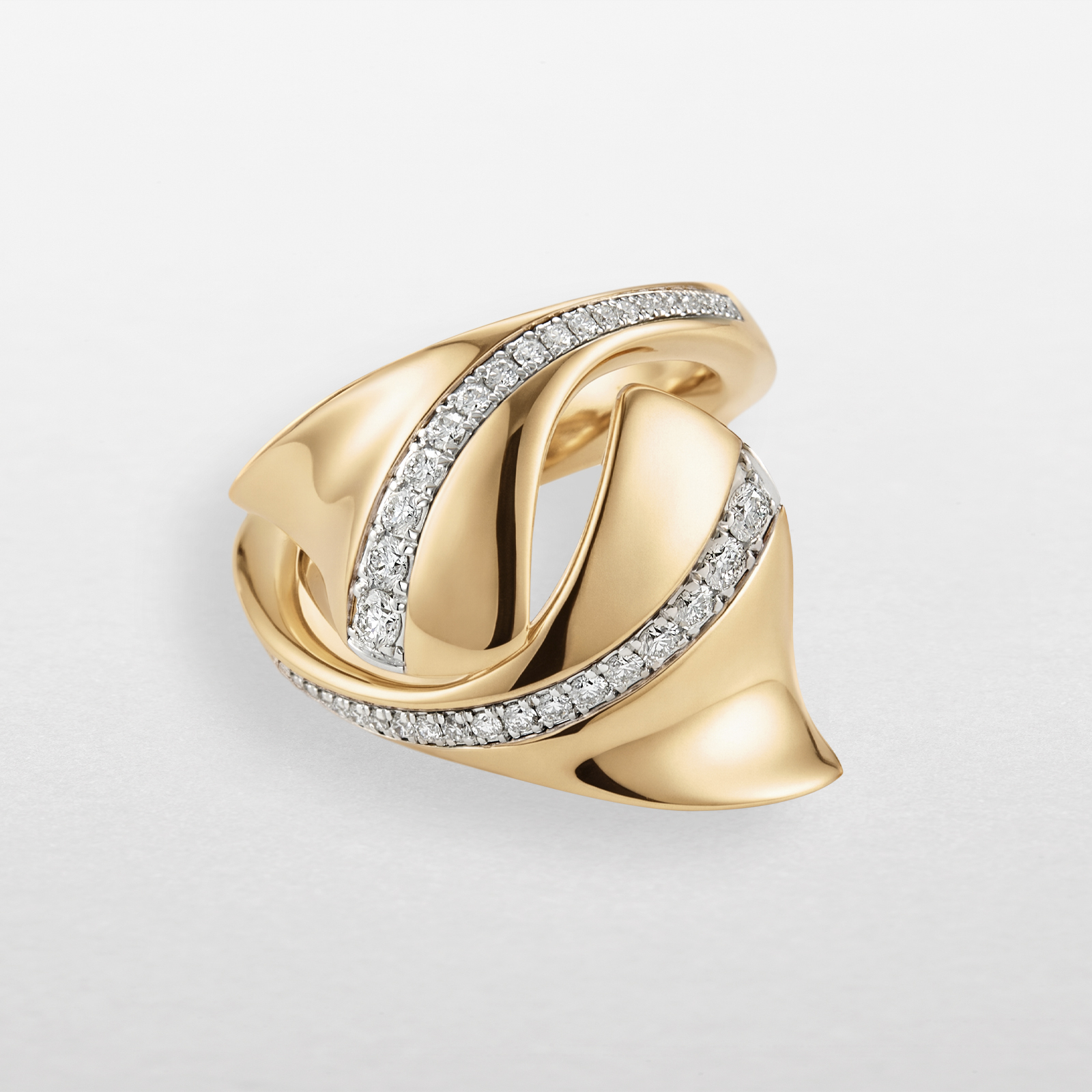 anello in oro rosa, bianco e diamanti