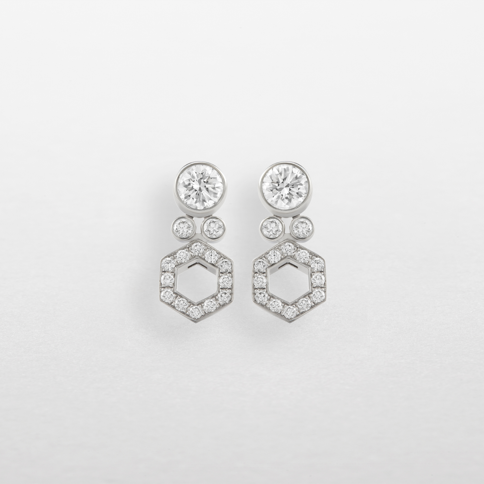 orecchini in oro bianco e diamanti