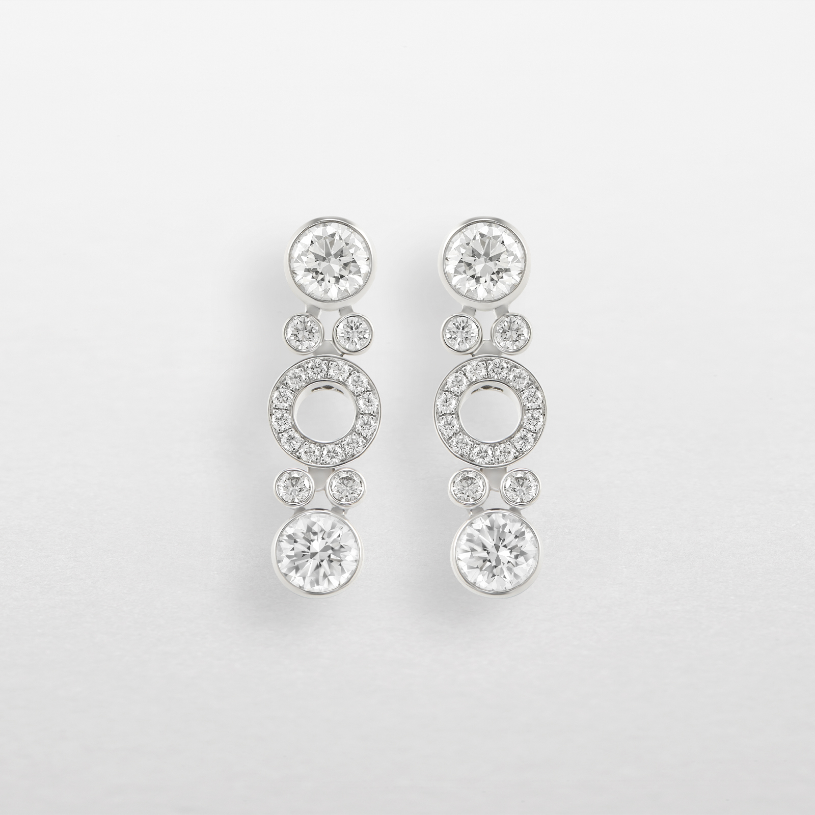 orecchini in oro bianco e diamanti