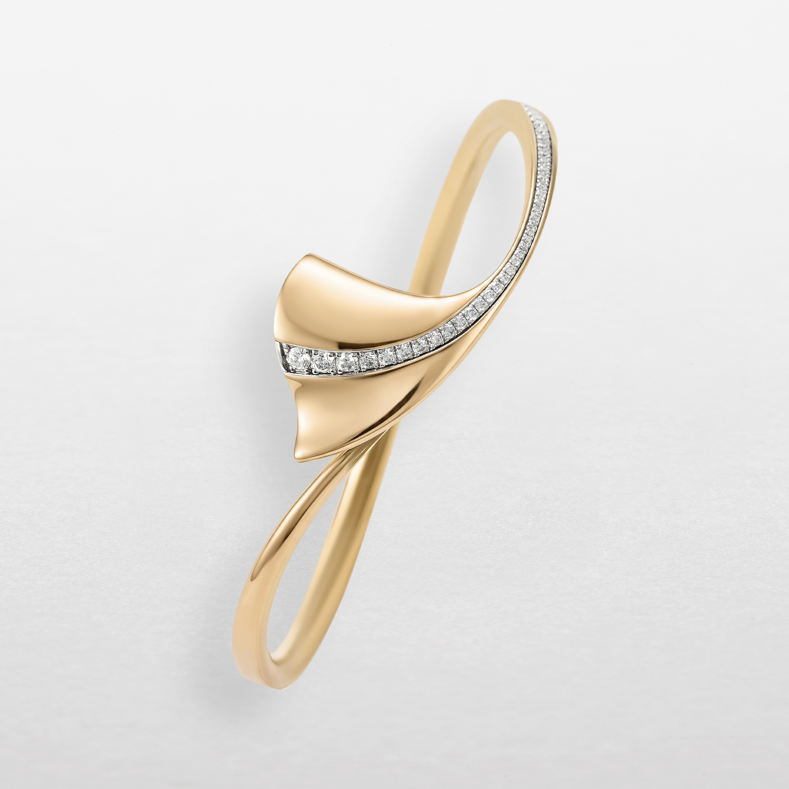 bracciale in oro rosa, bianco e diamanti