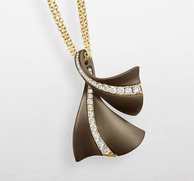 Girocollo Ginkgo da donna Giorgio Visconti con catena in oro rosa, pendente in titanio chocolate e diamanti bianchi